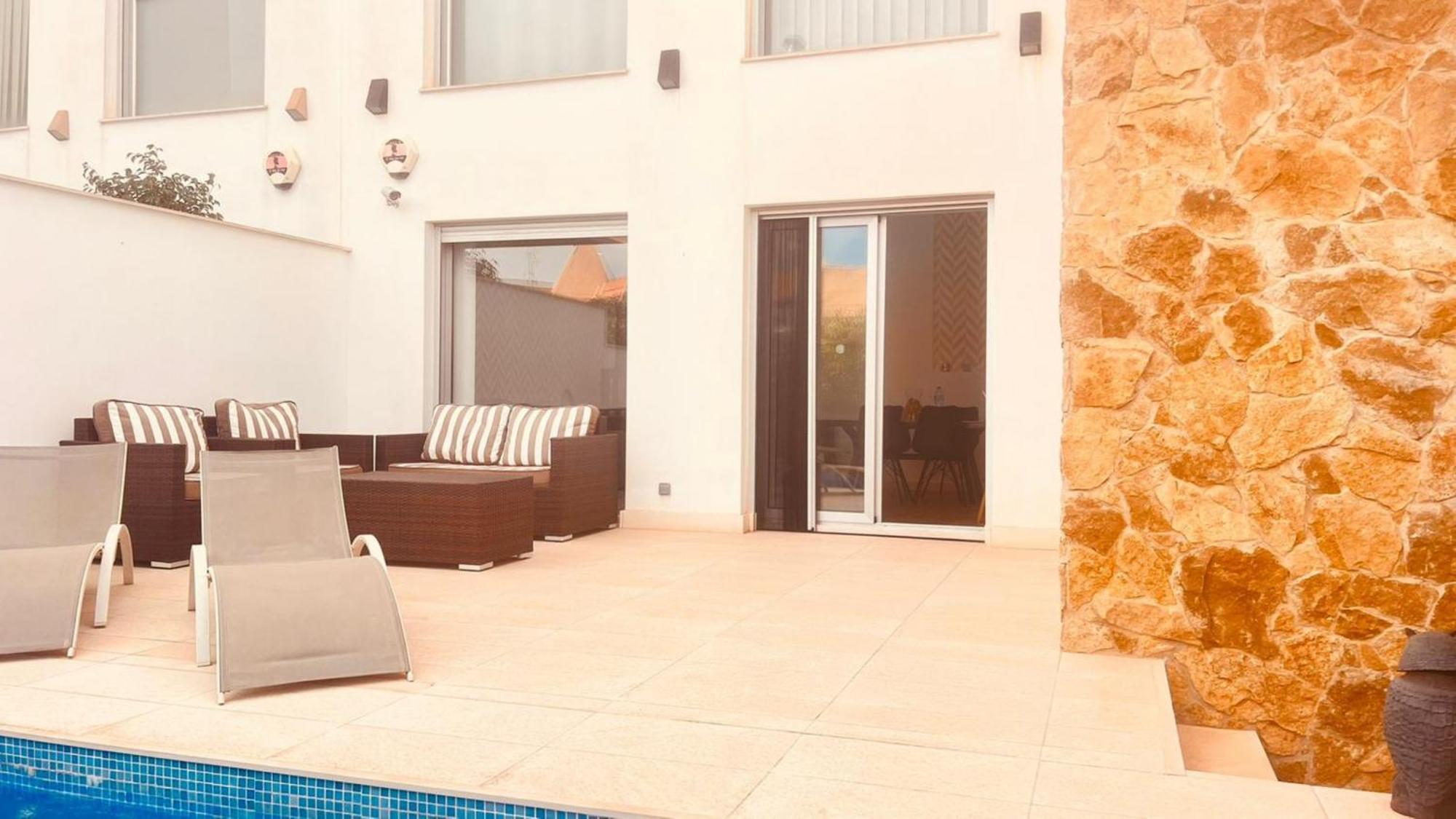 Luxury Villa Torrevieja With Swimmingpool Eksteriør billede